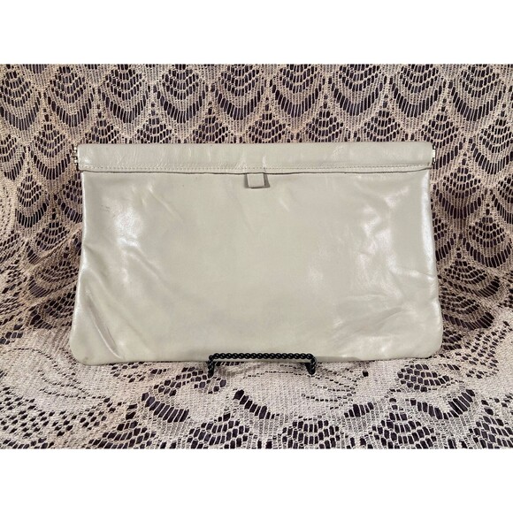 Vintage 60s Clutch Purse 1960s Mod Cream Off White Chic Hinge Retro Handbag - Picture 2 of 4